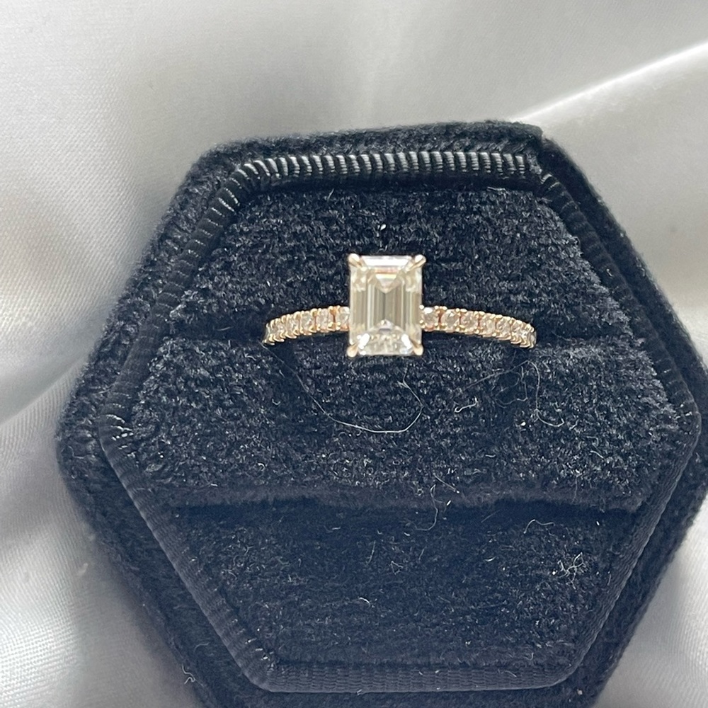 Gema and co 1ct moissanite yellow gold ring